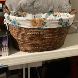 Wicker basket
