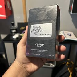 Creed Aventus (SEALED)