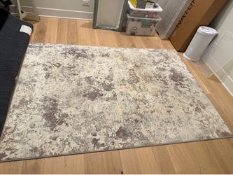Beautiful Rug (gradient with gray, ivory, and purple tone) - barely used!