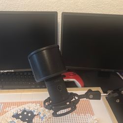  Streaming Setup – Dual Sceptre Monitors + Mic 🎙️
