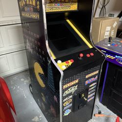 PAC-Man’s Arcade Party Home Use Only Namco Cabaret NOT ARCADE 1UP