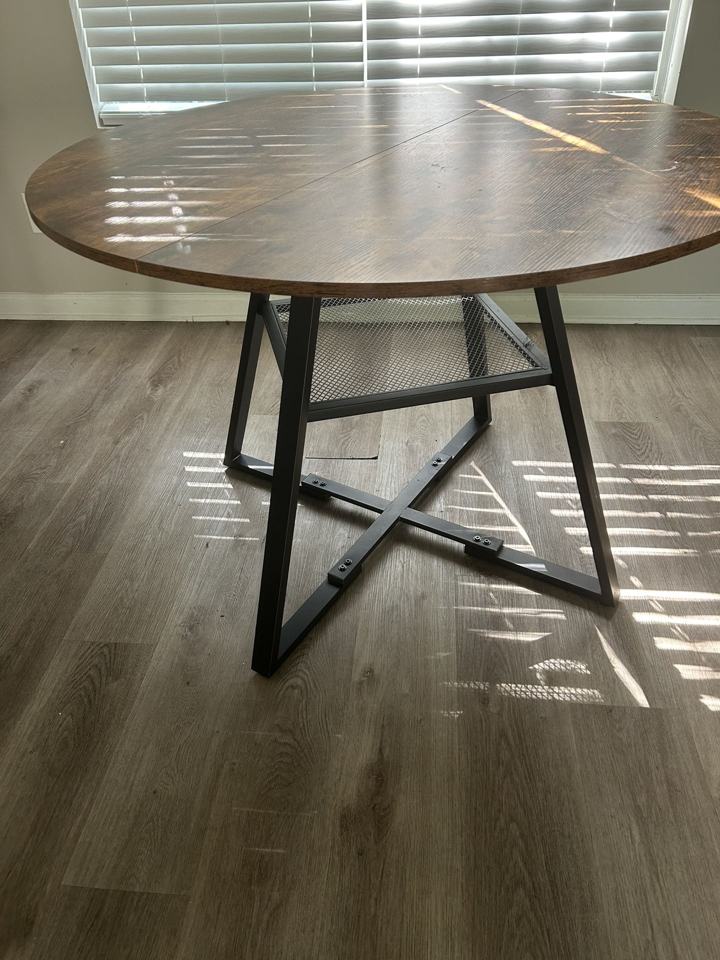 Dining Room Table 