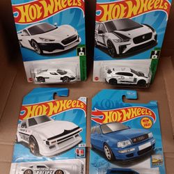 Hotwheels Set Of 4