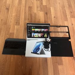 Microsoft Surface Pro 8 + Keyboard & Pen