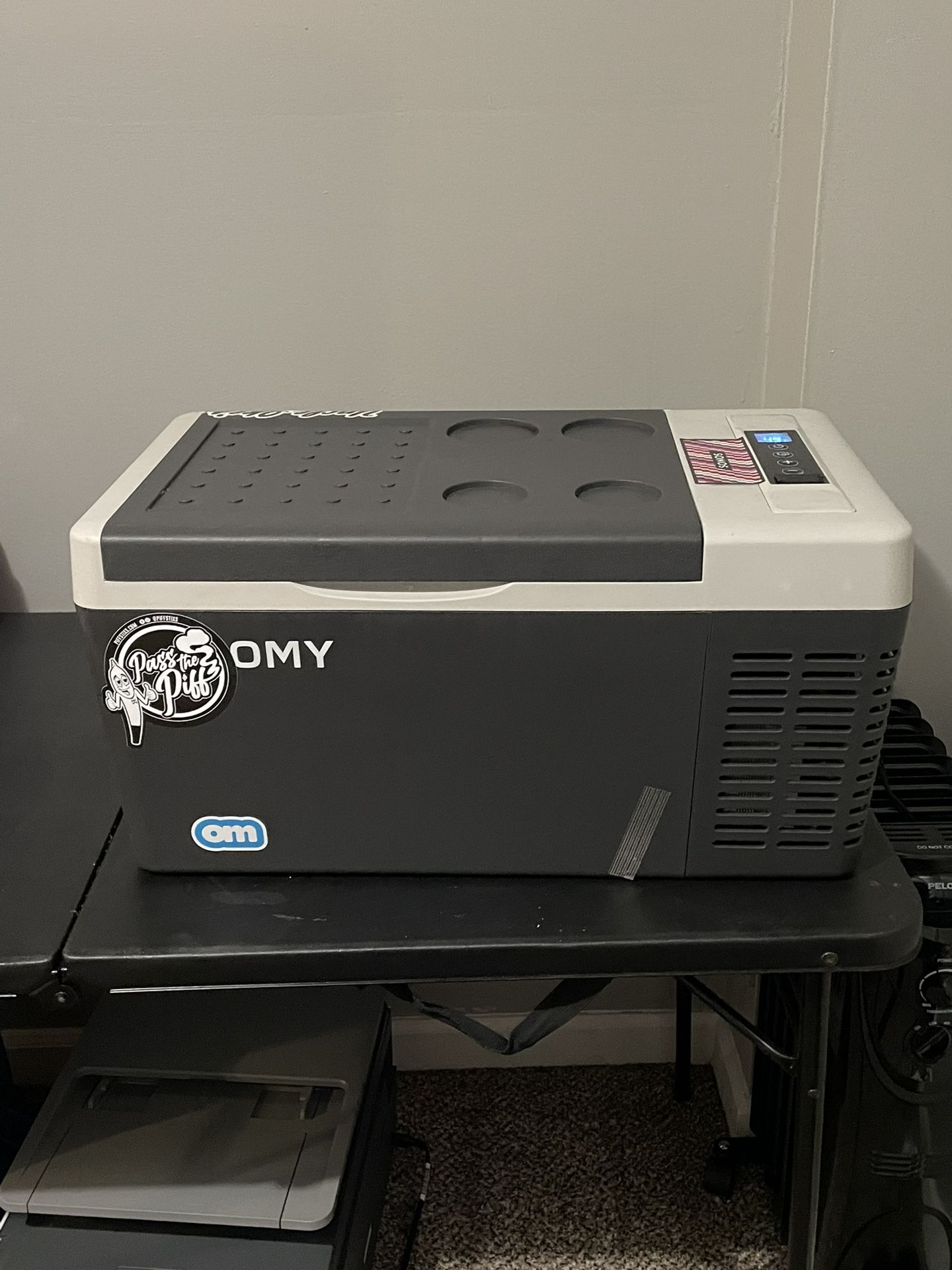 Euhomy Portable Fridge/Freezer For Sale
