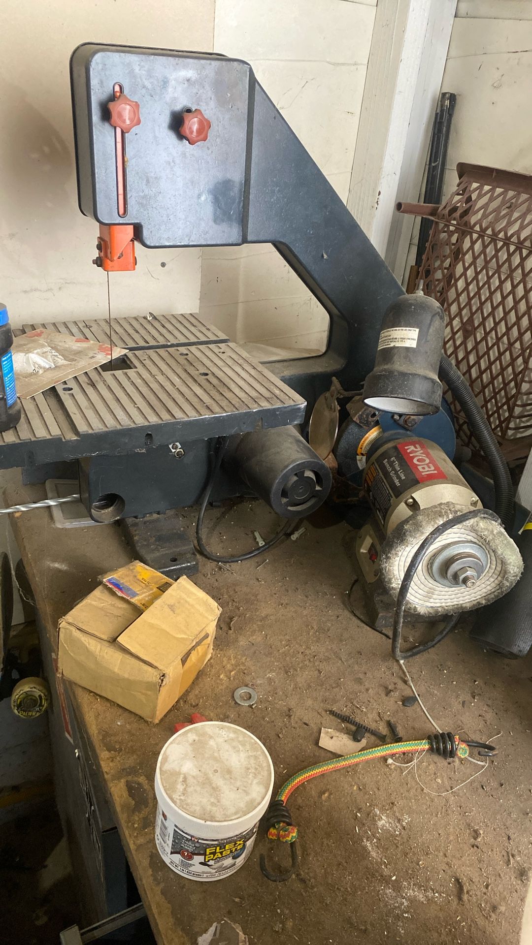 Stationary Grinder And Saw Mitter