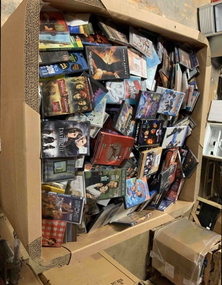DVD, CD , Video Game , Books! Liquidation! Any item 1.50$ R1QQR