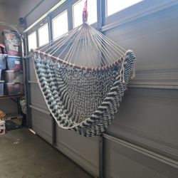 Hanging Hammock 