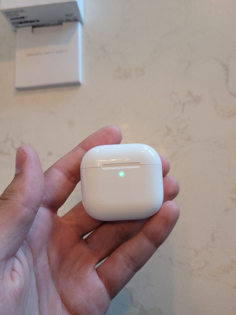 Airpod Gen 4 w/ ANC