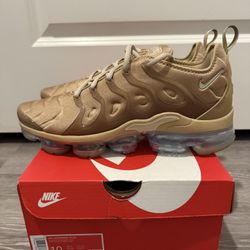 Nike Air VaporMax Plus Men’s Size”Parachute Beige” Men’s Size 10 IB4008-297