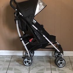LIKE NEW SUMMER 3D LITE STROLLER!!!!