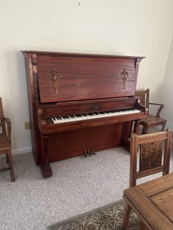 Reed And Sons Upright piano