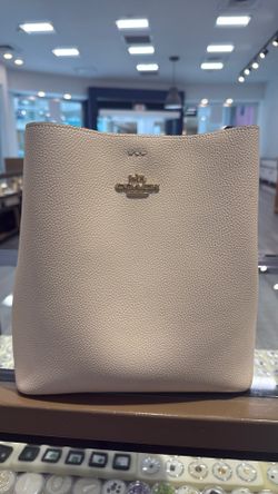 Handbag coach