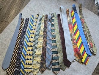 Pierre Cardin Valentino Cerruti 1881 Designer Silk Neckties Lot of 17 Vintage