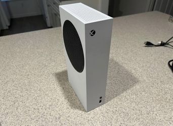 xbox series s with a mic