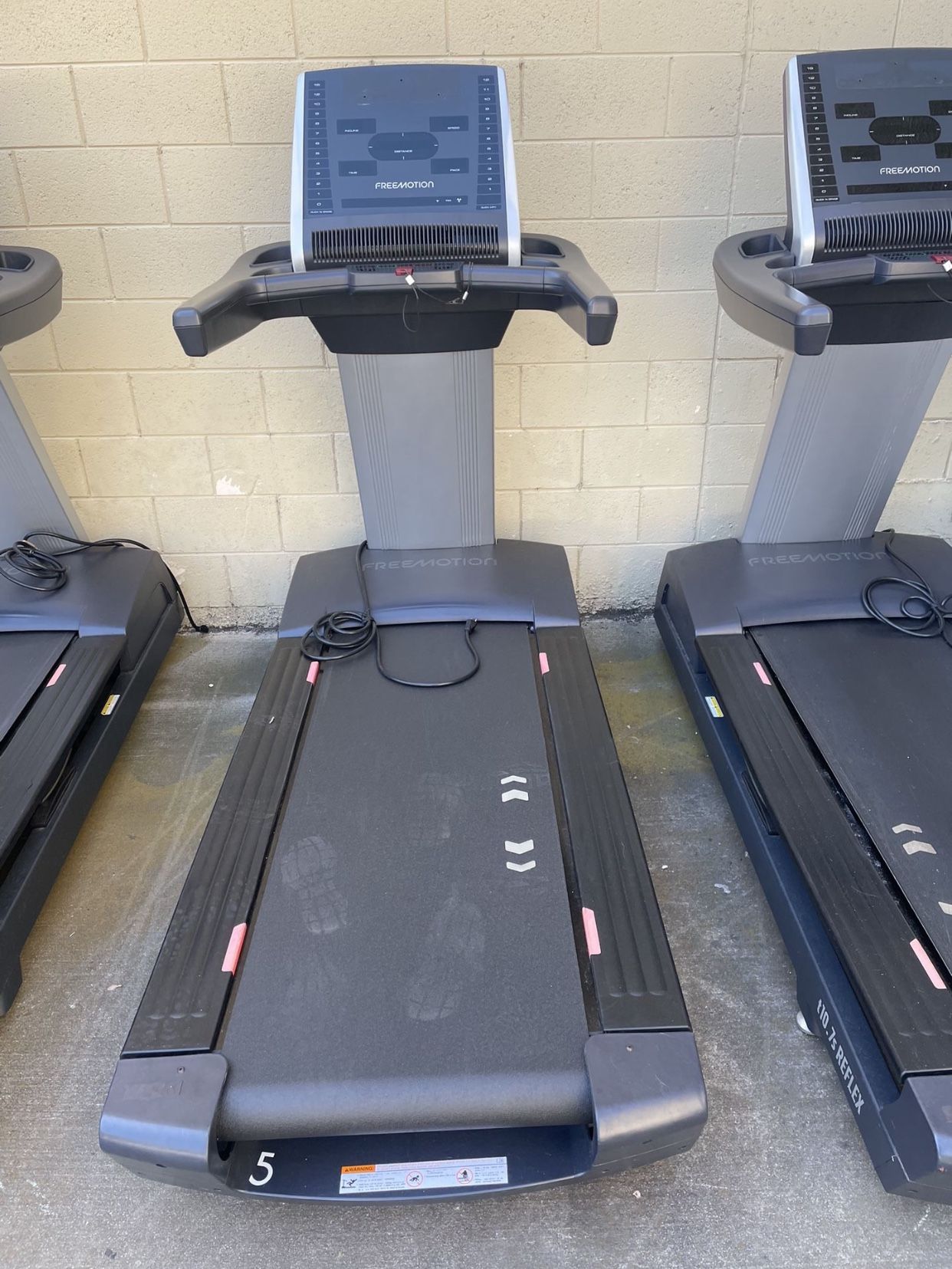 FreeMotion 10.7 Reflex Treadmill for Sale in Riverside, CA OfferUp