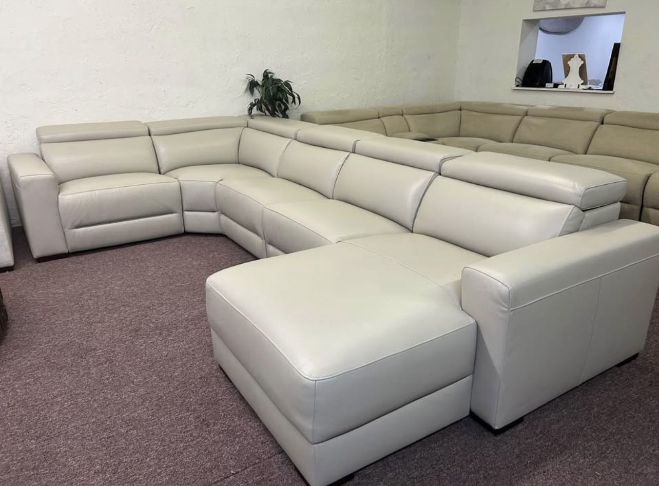 Furniture- 100% Real Top Grain Leather 5 Pc Sectional With 2 Power Recliners- Nevio