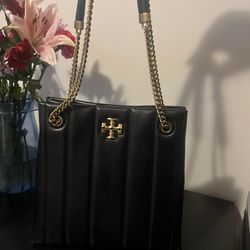 Tory Burch - Leather Kira Tote Bag for Sale in Germantown, MD - OfferUp