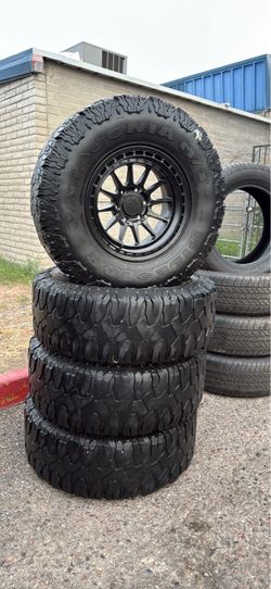 New lock 17x9 6x139.7 on Usde tires