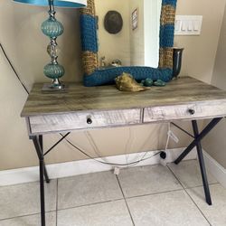 Wooden Style Entry Table 