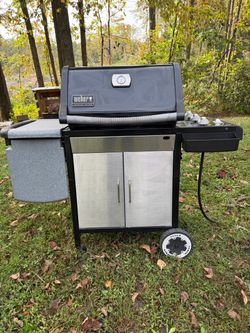 Weber Genesis Silver B NATURAL GAS Grill Good Condition - Made in USA
