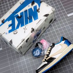 Jordan 1 Low Fragment x Travis Scott 194