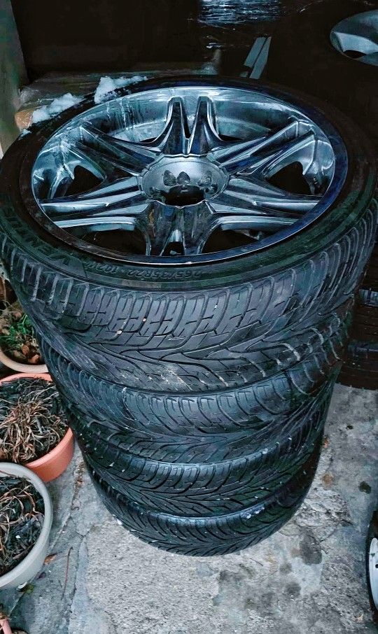 4| 22in |5 Lugs Universal Wheels & Tires 