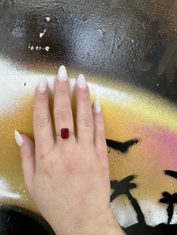 10k CZ STONE RED RING