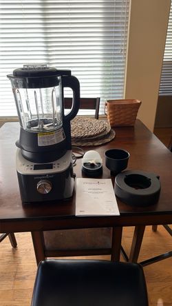 Pampered Chef Deluxe Cooking Blender