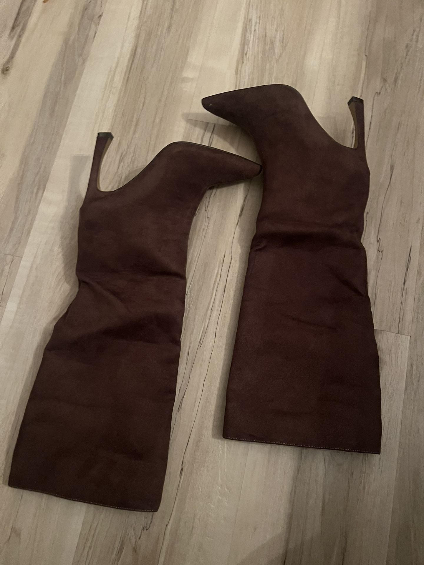 Women’s Express Boots Size 7 Brand New 