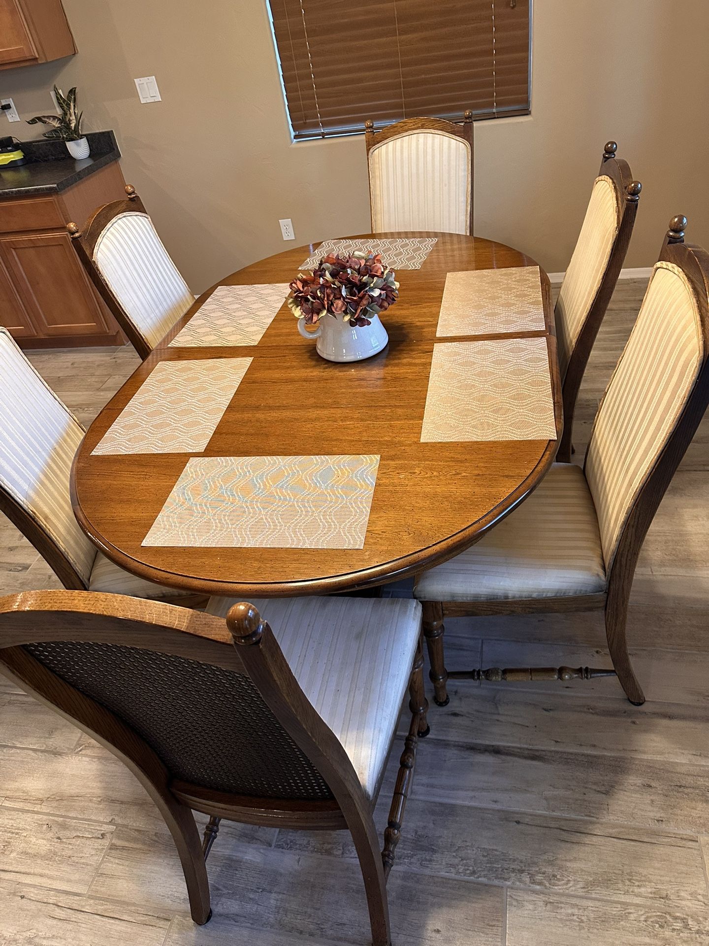 Solid Wood Dining Table Set with 6 Chairs – $150 (Excellent Condition)