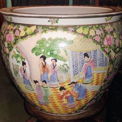 Large Chinese Decorative Fish Bowl/Planter