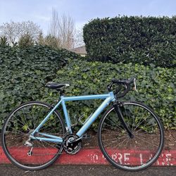 Road Bike - 48 cm frame - Lightweight Aluminium Carbon fork Fitness Bicycle 700c wheels