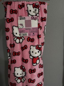 New hello kitty blanket