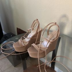 Nude Color, Size 5.5 Wedges
