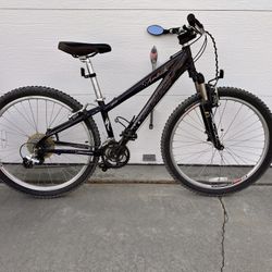 Specialized Hardrock Mountain Bike