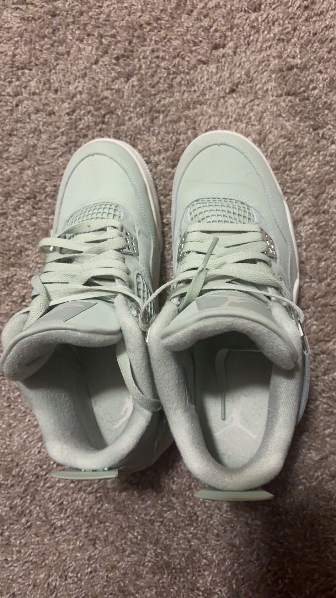 Air Jordan 4 Retro Abundance 