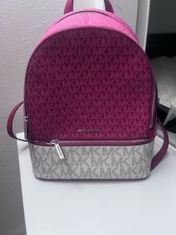 Michael Kors bag pack