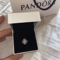 Pandora Ring