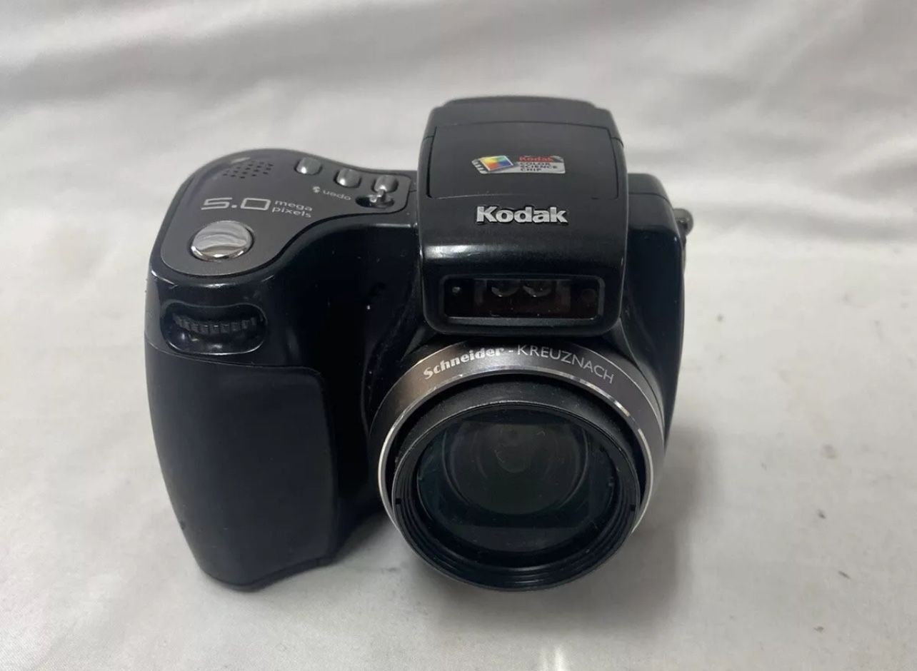 Kodak EasyShare Z7590 Black 10X Optical Zoom 5.0MP Digital Camera