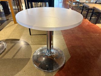 FURNISHING KNOWLEDGE Athens Round White Pedestal Table with Chrome Base
