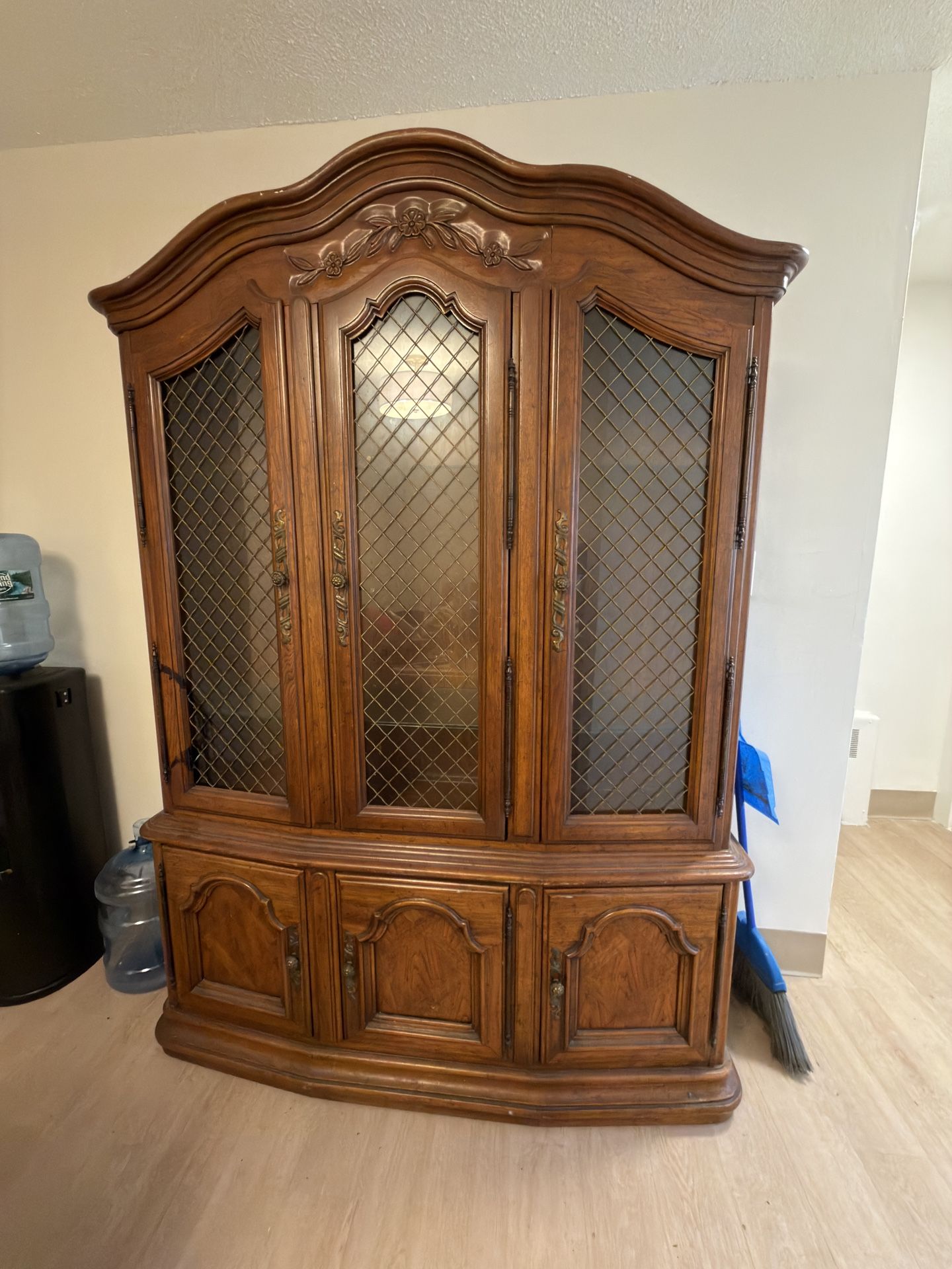 Vintage Solid Wood China Cabinet / Hutch