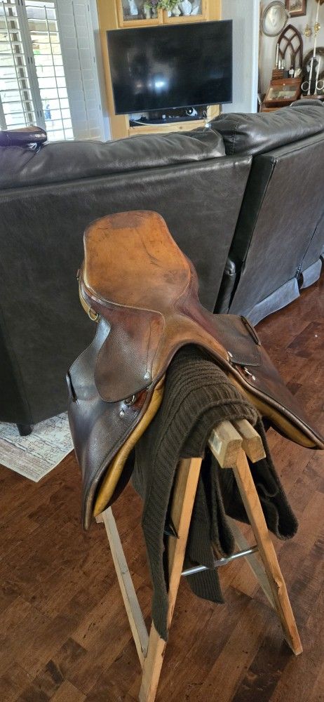 English Leather Horse Saddle Ralph Lauren Decoration