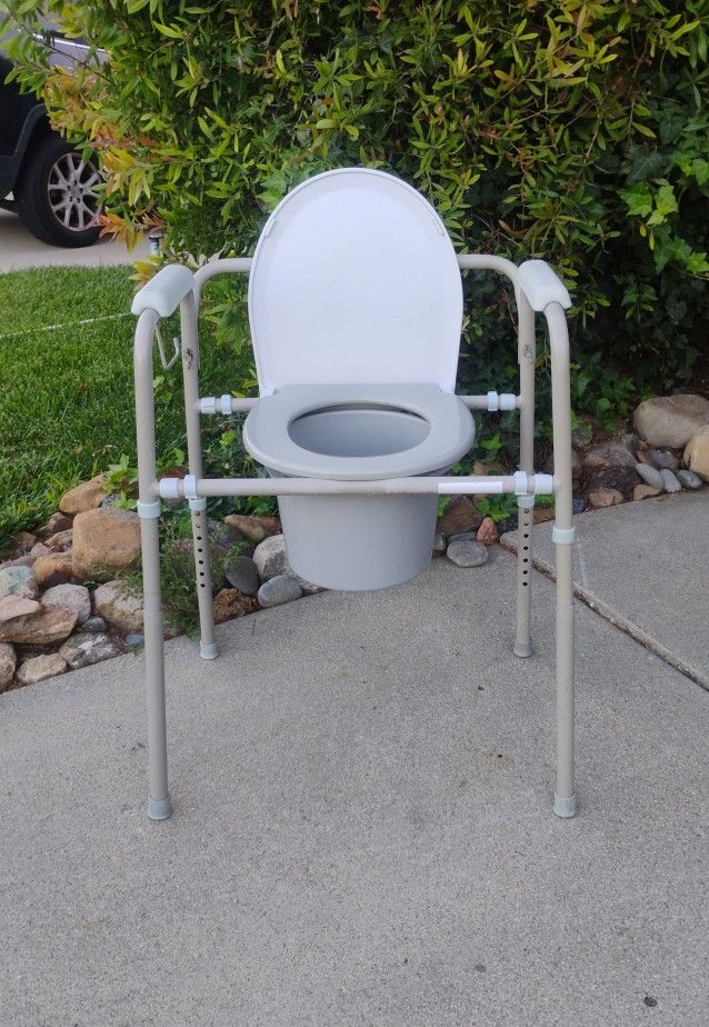 Toilet Handicap Portable