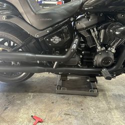 Milwaukee 8 Softail Exhaust 
