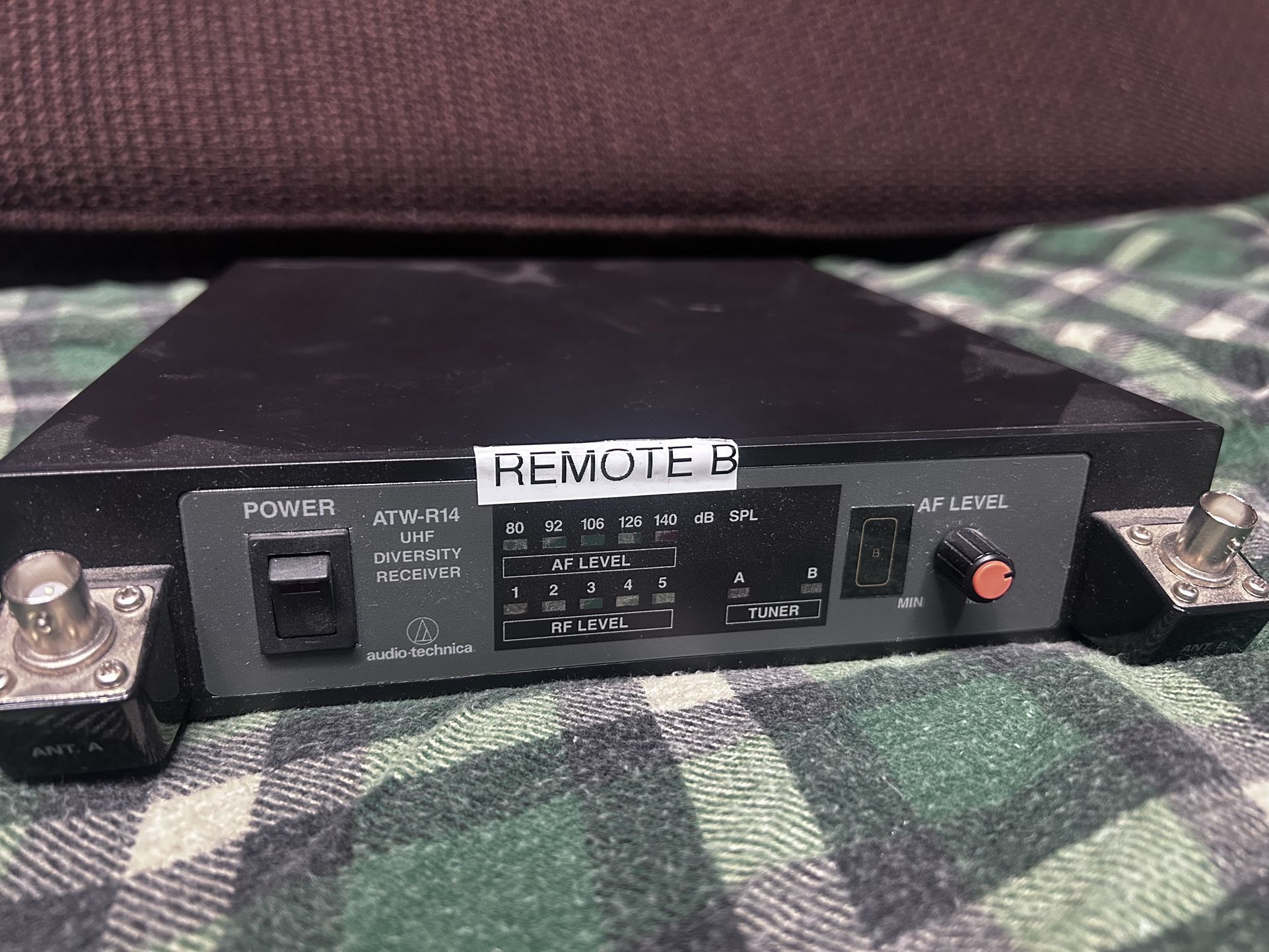 Audio Technica ATW-R14 UHF Diversity Receiver Freq. 737.00MHz (No Antennas)