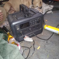 Bluetti Ps72 700 W Power Station 