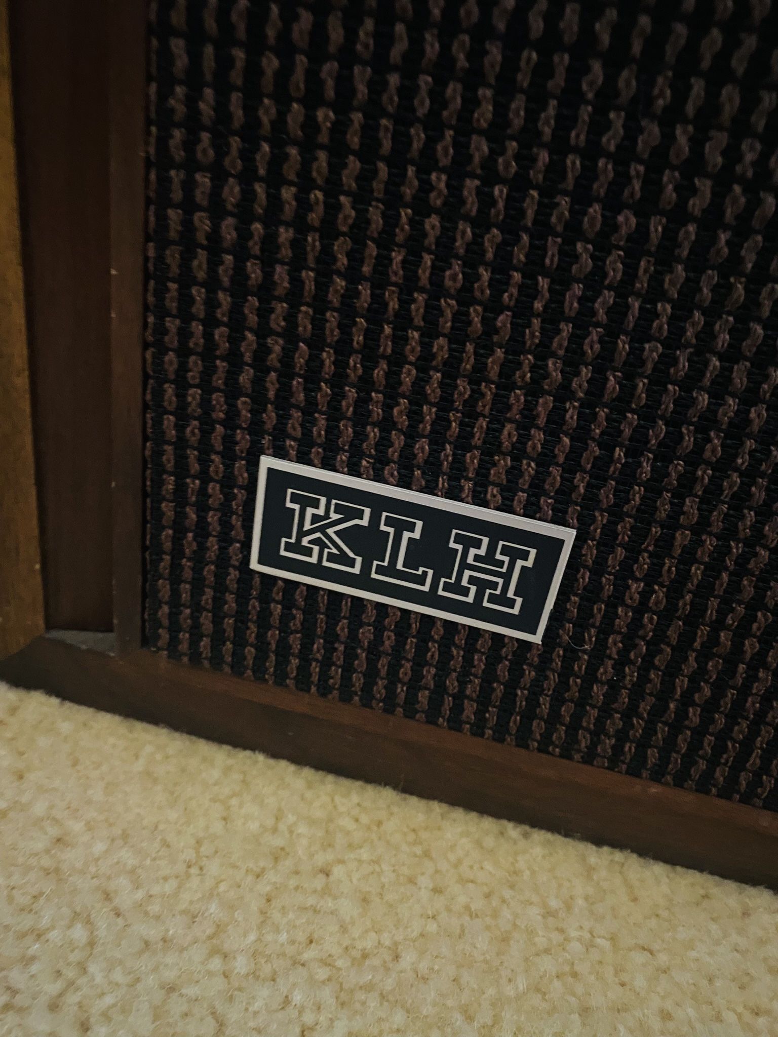 Vintage Stereo Speakers KLH Model 23