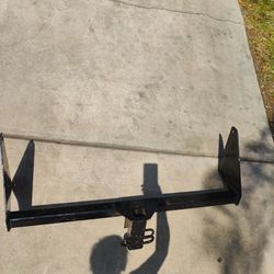 CURT 13146 Class 3 Trailer Hitch