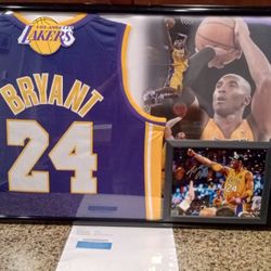 KOBE BRYANT HALL OF FAMER OF THE LA LAKERS, STITCHED, BRANDED, AUTHENTIC JERSEY, SIGNED PHOTO, COA.